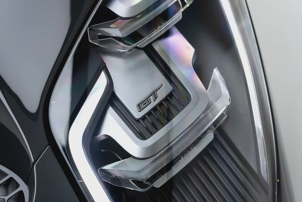 2021 FORD GT | CARBON SERIES | AKRAPOVIC EXHAUST