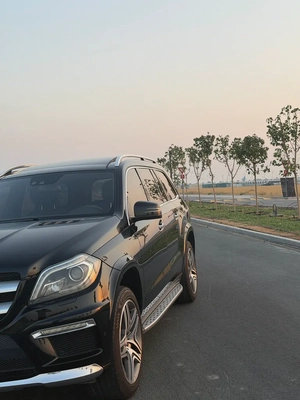 Mercedes-Benz GL 500 4matic 2015 | GCC Specs | V8 Luxury 7-Seater