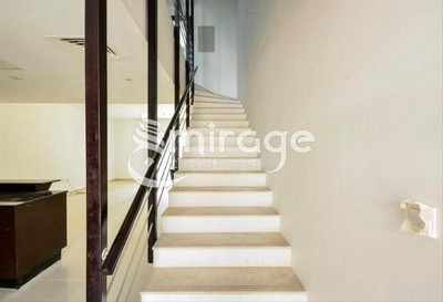 TOWNHOUSE FOR SALE IN CONTEMPORARY STYLE, AL REEF VILLAS-3