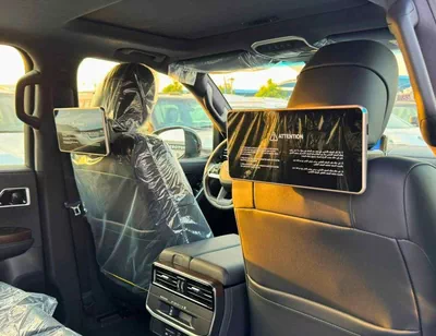 Toyota Land Cruiser GXR 3.3L DIESEL || LEATHER WITH PWR SEATS | RADAR | FRONT CAMER |  BIG DVD | JBL SPEAKERS (CODE # LC-11