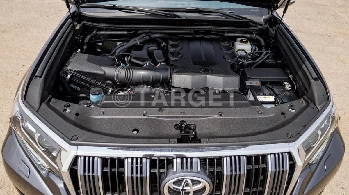Toyota Prado VX Toyota prado vx 4.0L-17-0