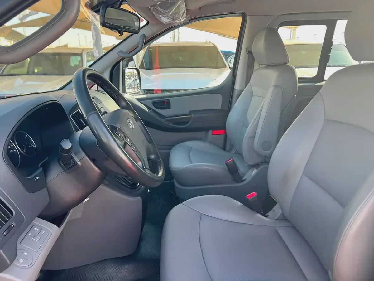 2021 Hyundai H1 | 5 Seats  Van | Diesel | Manual | Ref#980-8-8
