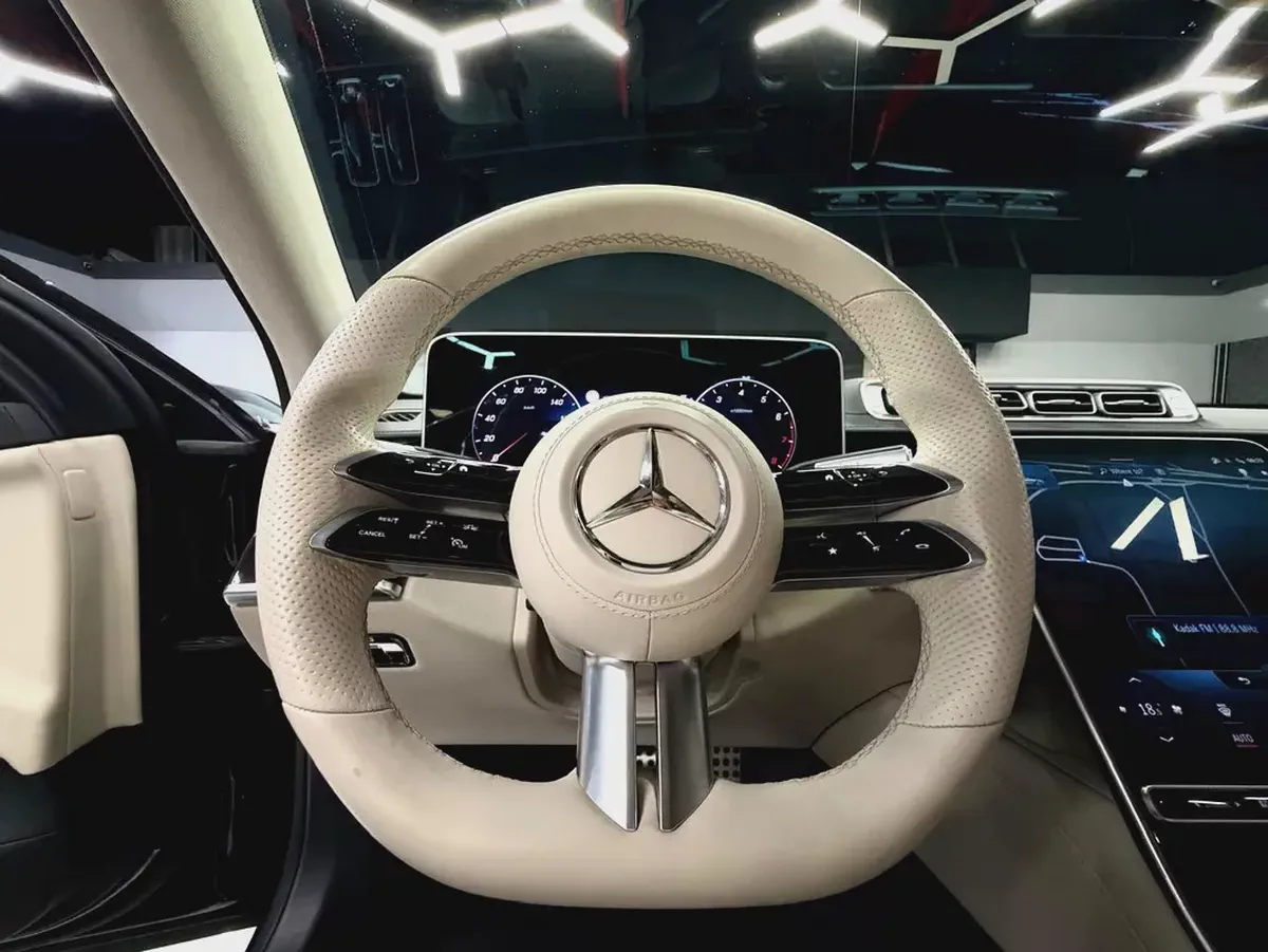 Original Paint | Mercedes Warranty + Service Contract | Huge Option | GCC-8-8