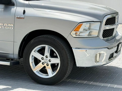 RAM 1500 CLASSIC VXR Dodge Ram 2021 Classic 1500 HEMI 5.7L Petrol Engine US Specs-14