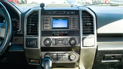 Ford F 150 Raptor-8