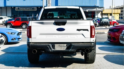 Ford F 150 Raptor-12