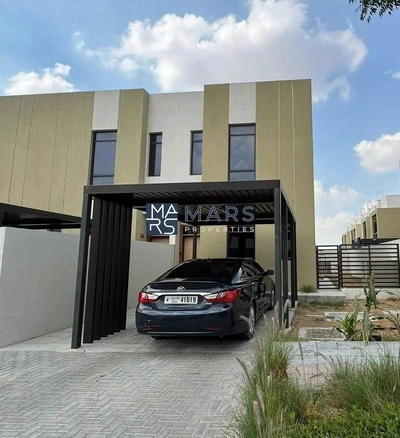 Spacious| Corner 2 Bedroom Townhouse| Maid Room| Best Price| Close To Park-5