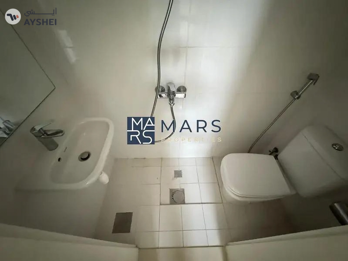 Spacious| Corner 2 Bedroom Townhouse| Maid Room| Best Price| Close To Park-15-15