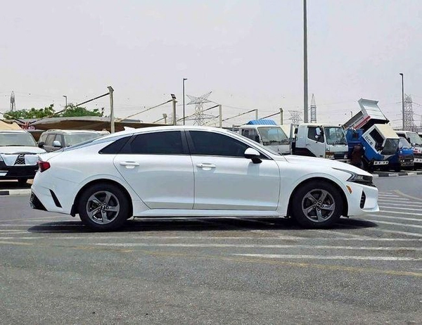 Kia K5 / LXS / LOW MILEAGE / MAJOR DISCOUNT / EXPORT ONLY / LOT#23752