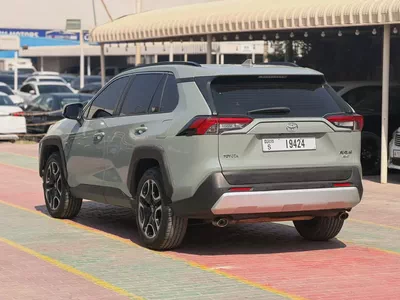 Toyota RAV4 Limited 2020 GCC Specs in Perfect Condition-4