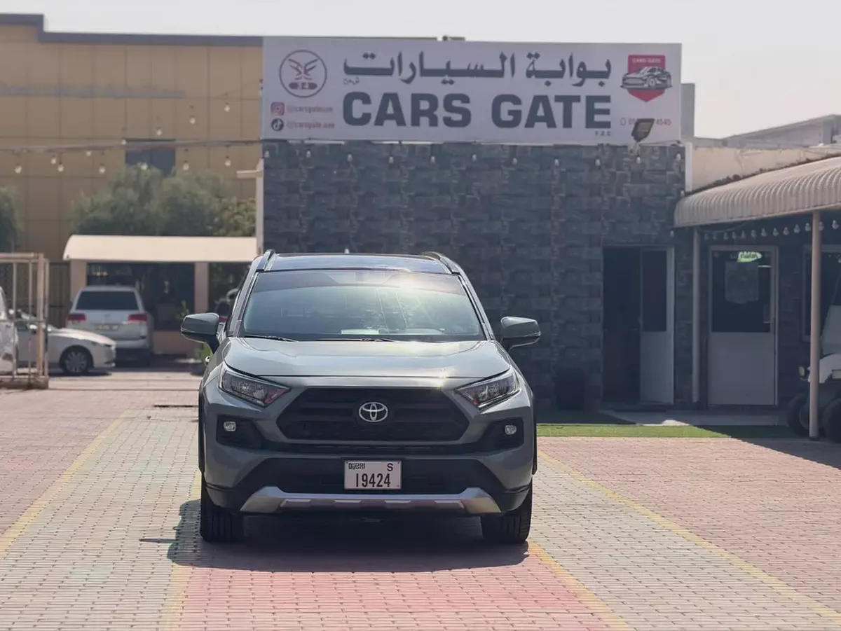 Toyota RAV4 Limited 2020 GCC Specs in Perfect Condition-2-2