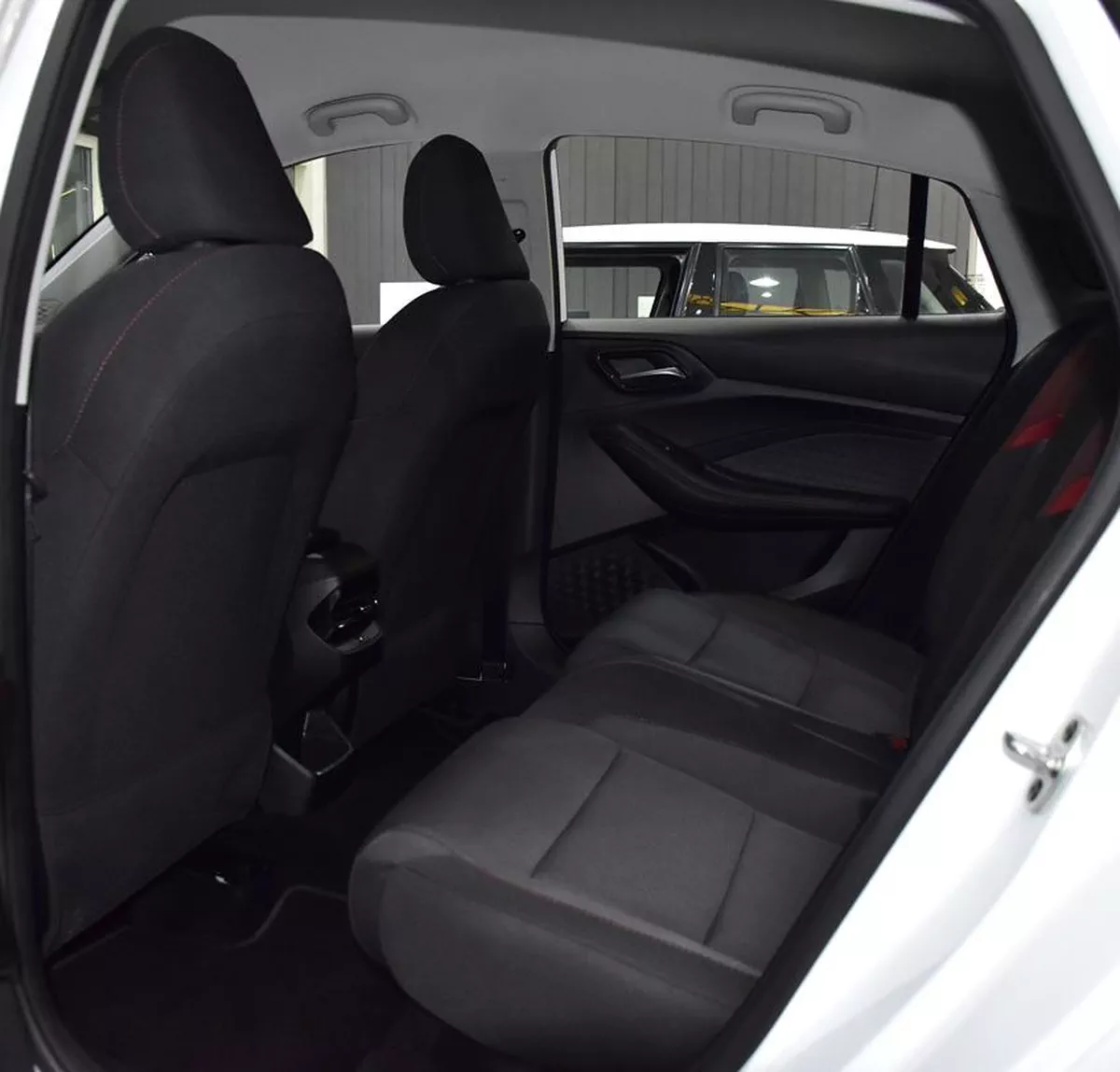 MG GT ( 2023 Model ) in White Color GCC Specs-13-13
