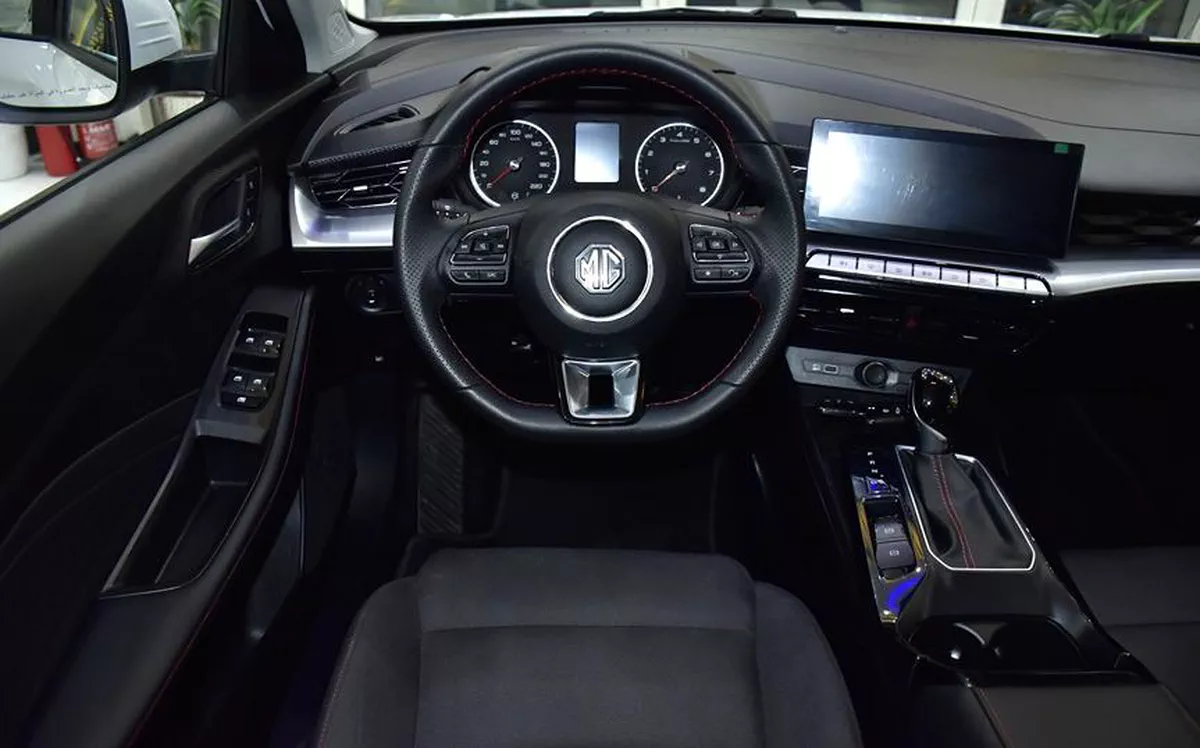 MG GT ( 2023 Model ) in White Color GCC Specs-8-8