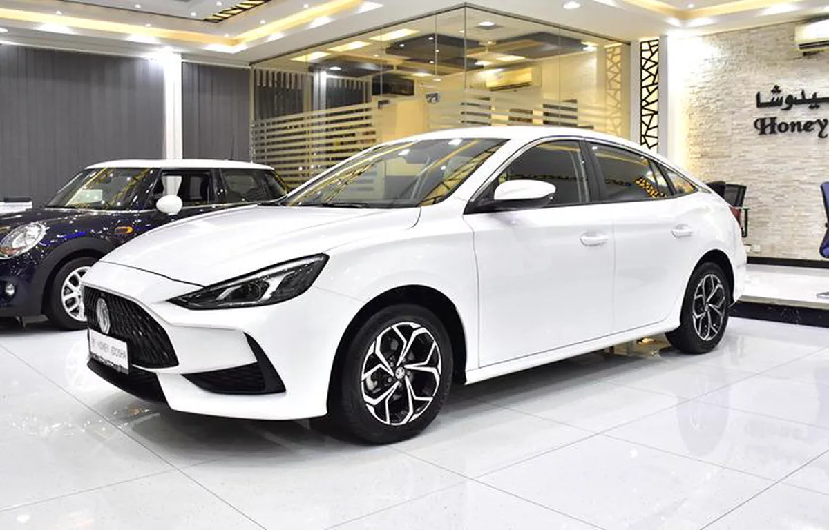 MG GT ( 2023 Model ) in White Color GCC Specs-9-9