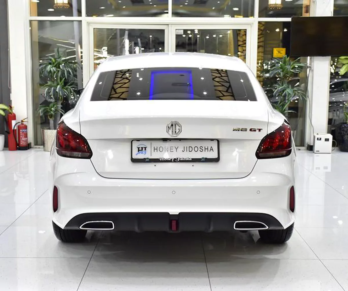 MG GT ( 2023 Model ) in White Color GCC Specs-3-3