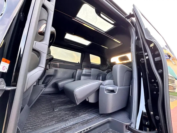 2024 (RIGHT HAND DRIVE) ALPHARD Z 2.5L 7-SEATS PETROL BRAND NEW 0Km FOR EXPORT ONLY