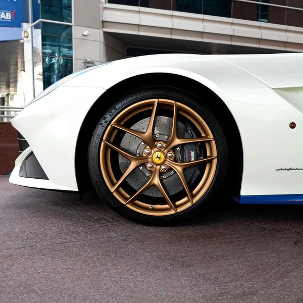 2017 FERRARI F12 TAILOR MADE ( 70 ANNINVERSRY ) 1 OF 1 ( Inspired by 308 GTB 1982)