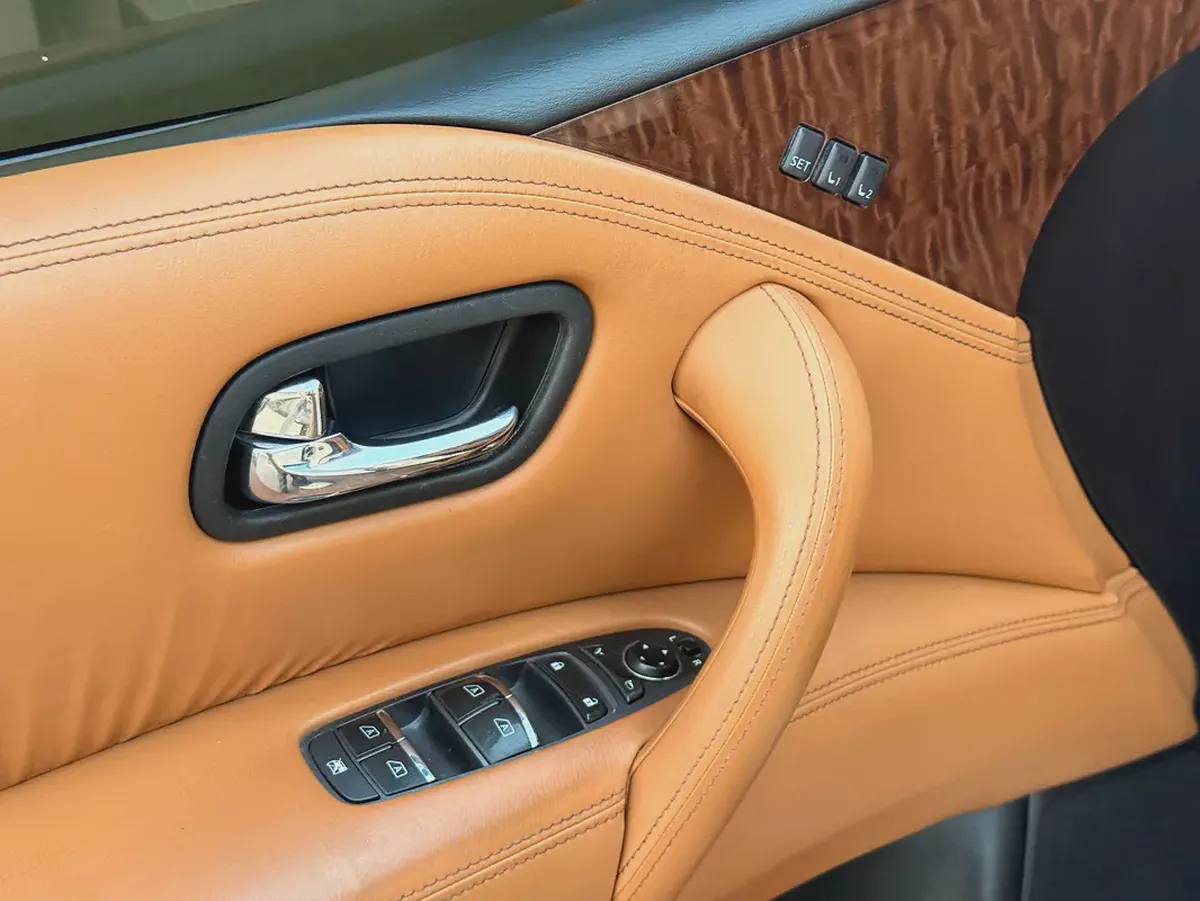 A premium 2015 Nissan Patrol LE titaniumin GCC-15-15