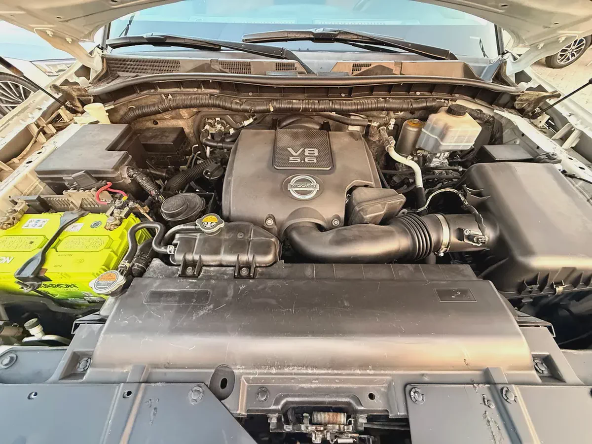 A premium 2015 Nissan Patrol LE titaniumin GCC-18-18