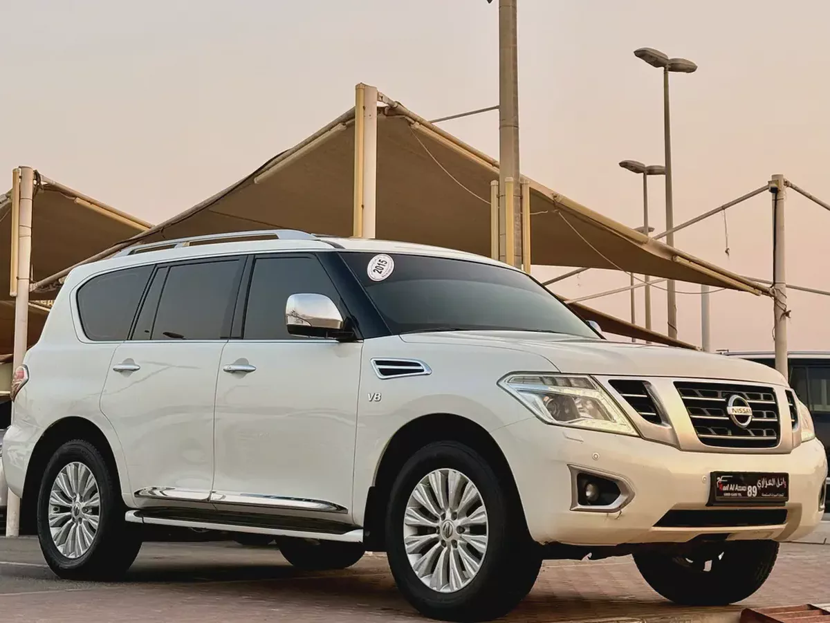 A premium 2015 Nissan Patrol LE titaniumin GCC-2-2