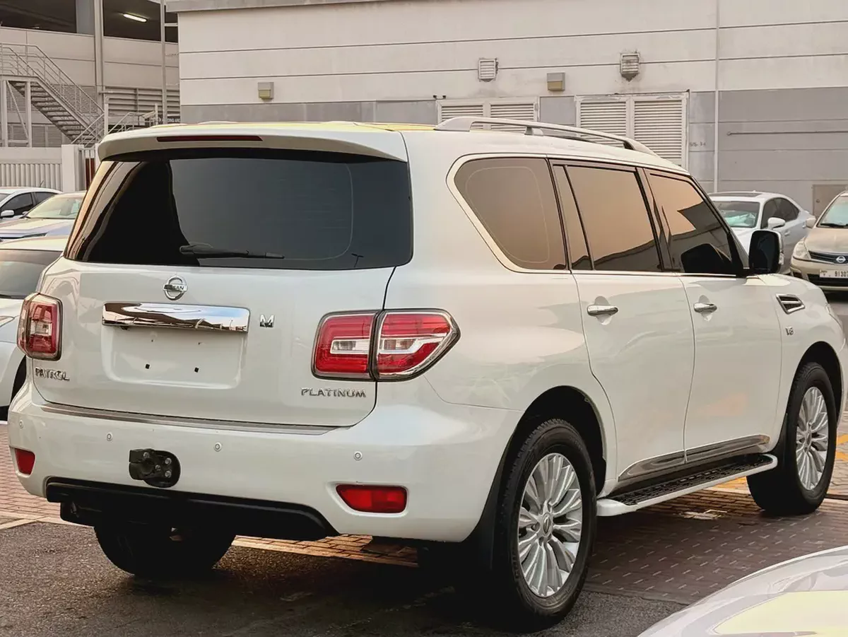 A premium 2015 Nissan Patrol LE titaniumin GCC-4-4