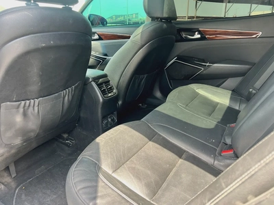 2017 Kia Cadenza SXL American Specs - Premium Luxury Sedan-9