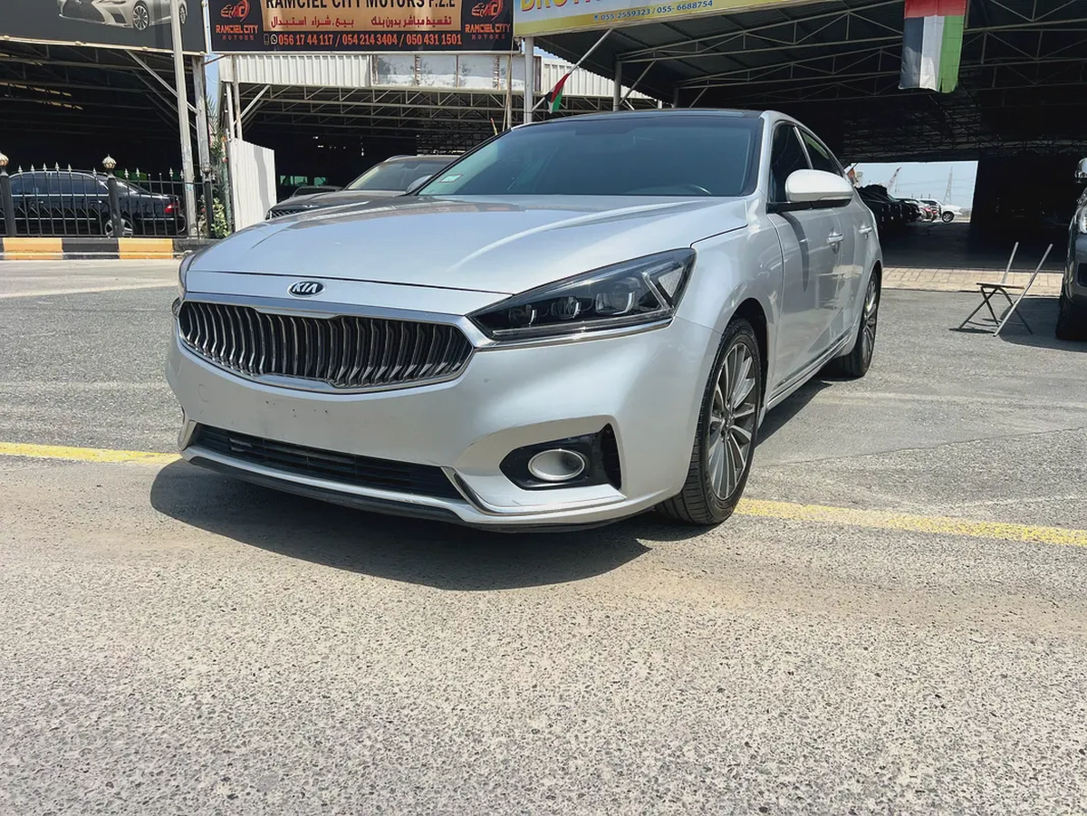 2017 Kia Cadenza SXL American Specs - Premium Luxury Sedan