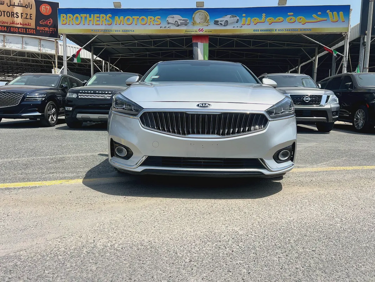 2017 Kia Cadenza SXL American Specs - Premium Luxury Sedan