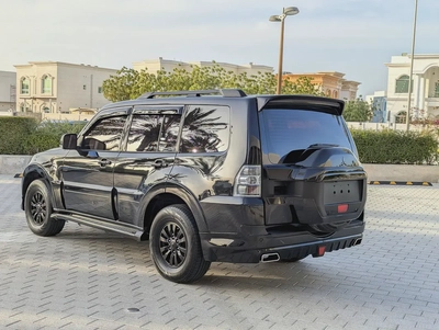 Mitsubishi Pajero GLS MID 2015 - GCC Specs - Reliable SUV-11