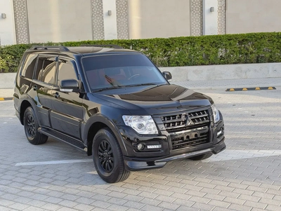 Mitsubishi Pajero GLS MID 2015 - GCC Specs - Reliable SUV-16