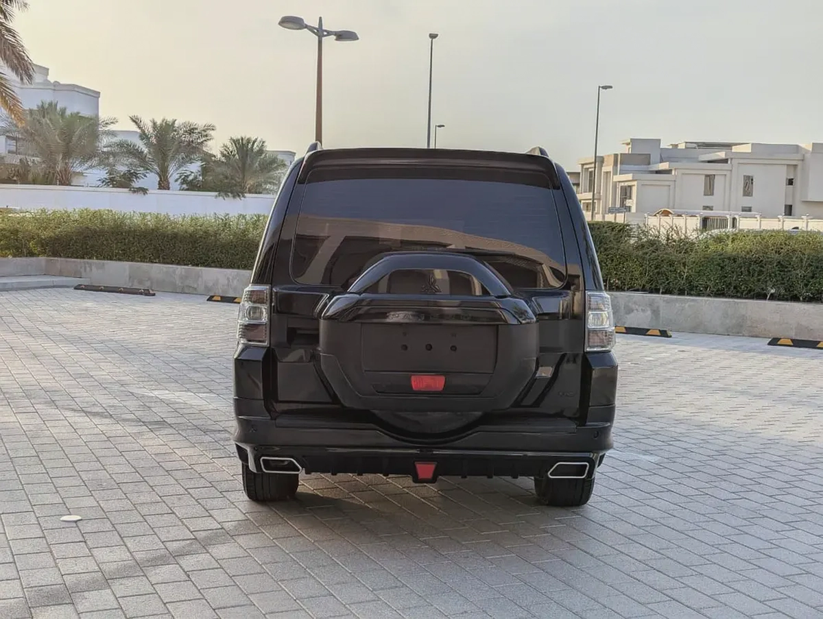 Mitsubishi Pajero GLS MID 2015 - GCC Specs - Reliable SUV
