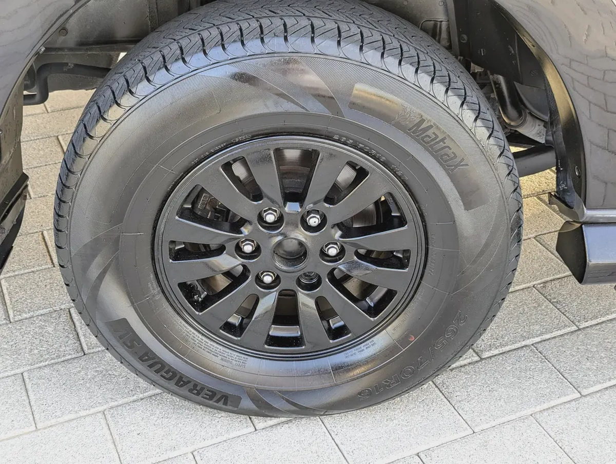 Mitsubishi Pajero GLS MID 2015 - GCC Specs - Reliable SUV