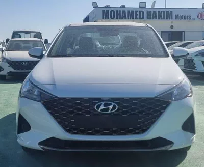 Hyundai Accent White 2023 – Automatic Sedan-1