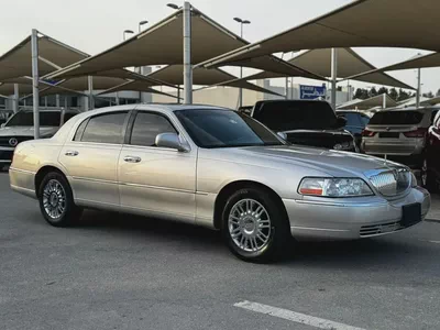 ( 2008 ) LICNOLN// TOWN CAR//4.6L 8 //AMRICAN// GOOD CONDITION-1