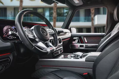 9,400 P.M |  G63 AMG Brabus Kit | 0% Downpayment | Impeccable Condition!-8