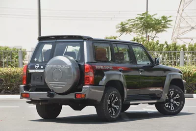 2023 ll Nissan Patrol ll Super Safari M/T ll Gcc ll Warranty 5 Years Unlimited Km-2