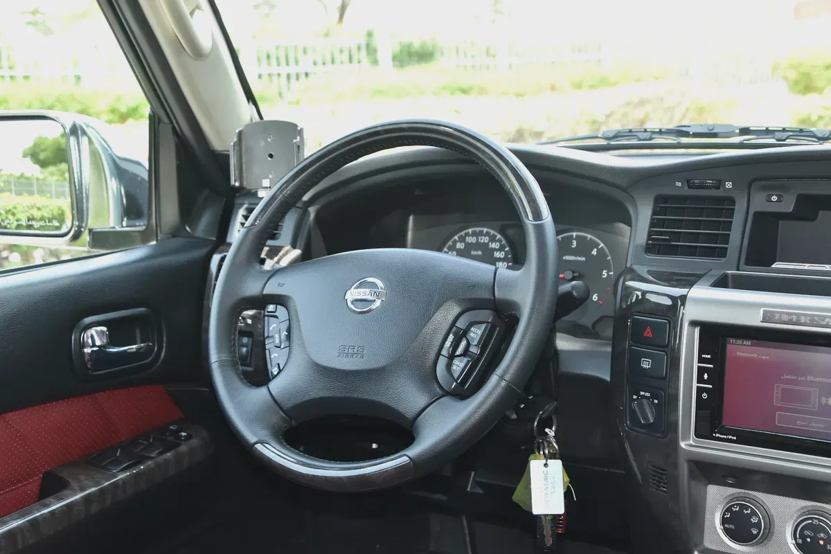 2023 ll Nissan Patrol ll Super Safari M/T ll Gcc ll Warranty 5 Years Unlimited Km-8-8