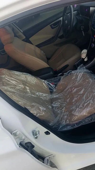 Hyundai Elantra GLS 2015 GCC Specs - Well Maintained-2
