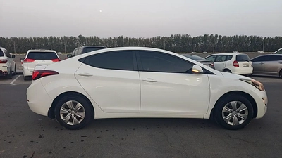 Hyundai Elantra GLS 2015 GCC Specs - Well Maintained-18