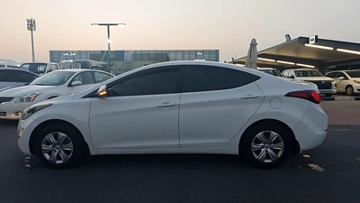 Hyundai Elantra GLS 2015 GCC Specs - Well Maintained-16