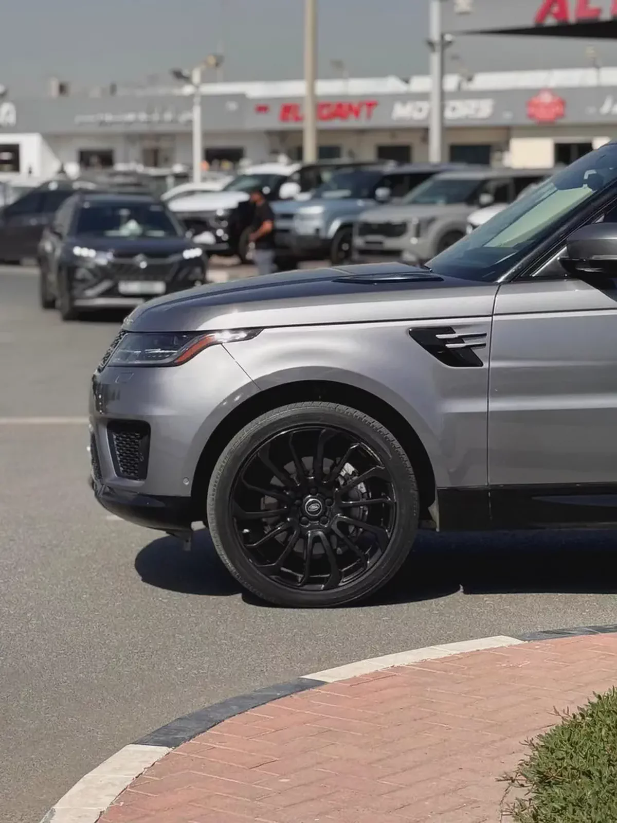 2020- RANGE ROVER SPORT HSE  - AMERICAN SPECES - ONLY 146,000 KM-3-3