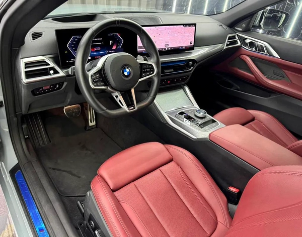 BMW 420i 2025 | GCC | Original paint Low Mileage | Warranty 2028 | Service 2028