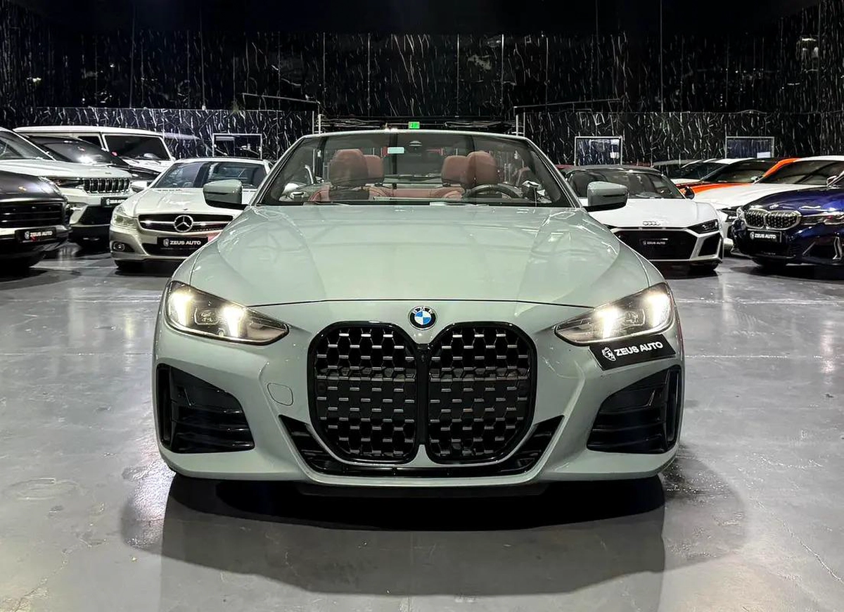 BMW 420i 2025 | GCC | Original paint Low Mileage | Warranty 2028 | Service 2028-11-11