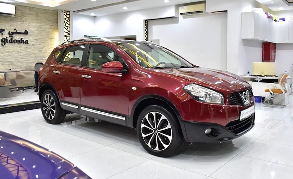 Nissan Qashqai LE AWD ( 2013 Model ) in Red Color GCC Specs-10-10
