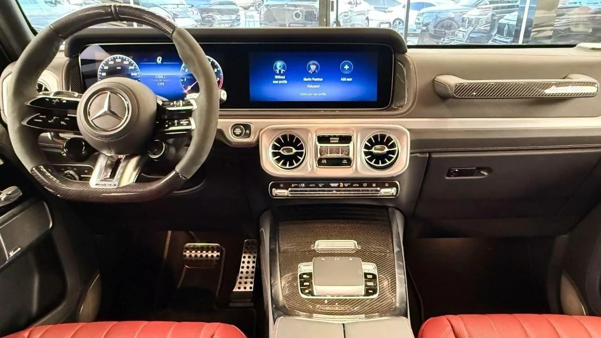 Mercedes Benz G63 AMG STD Mercedes Benz G63 AMG - Double Night Package - 2025-4-0