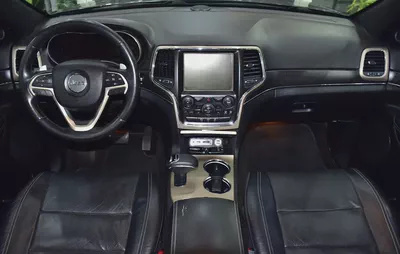 EXCELLENT DEAL for our Jeep Grand Cherokee Limited 4x4 ( 2015 Model ) in Grey Color GCC Specs-10