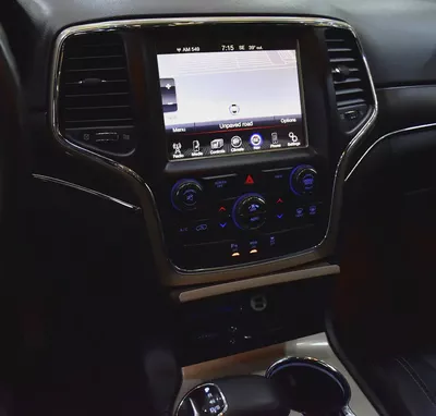 EXCELLENT DEAL for our Jeep Grand Cherokee Limited 4x4 ( 2015 Model ) in Grey Color GCC Specs-13
