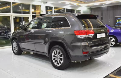 EXCELLENT DEAL for our Jeep Grand Cherokee Limited 4x4 ( 2015 Model ) in Grey Color GCC Specs-6