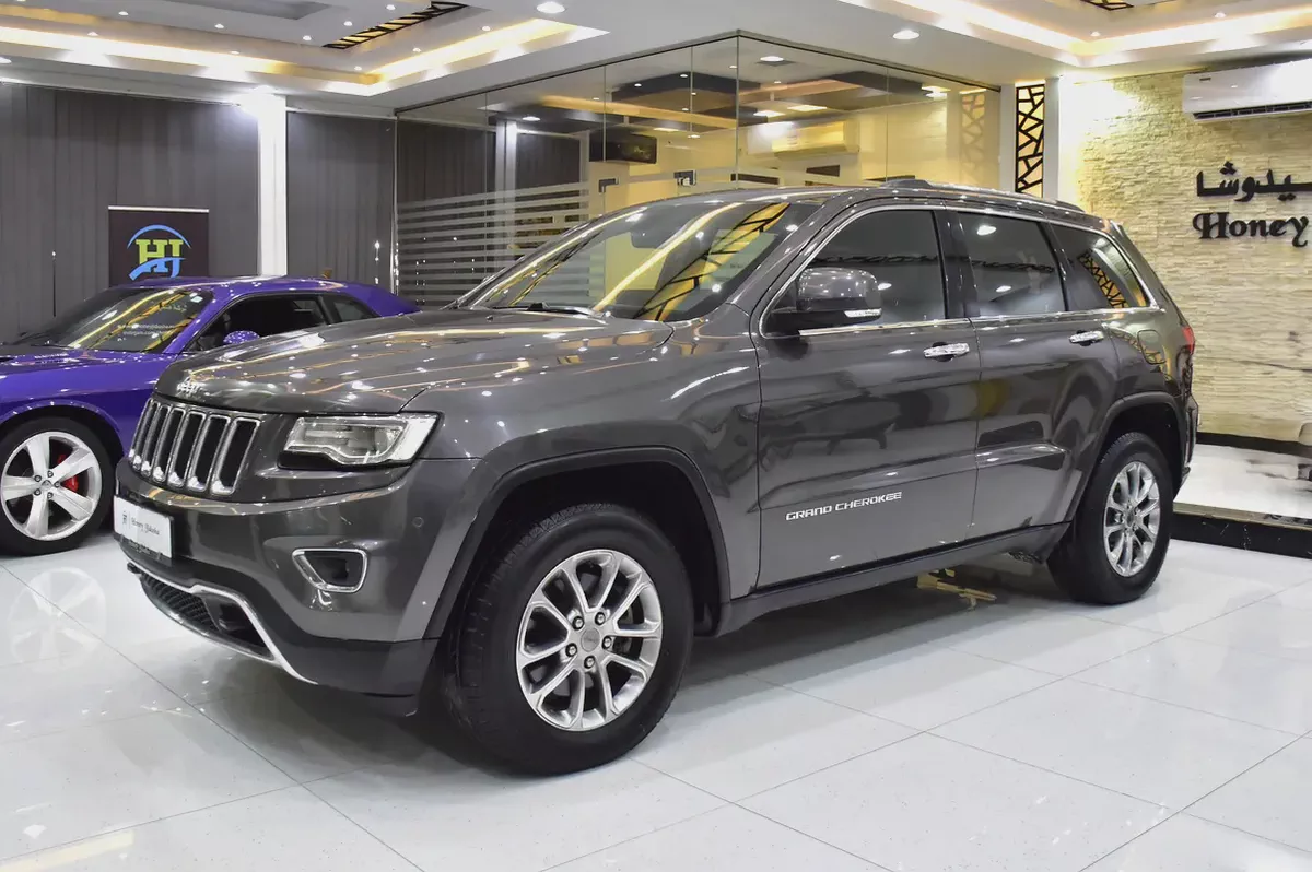 EXCELLENT DEAL for our Jeep Grand Cherokee Limited 4x4 ( 2015 Model ) in Grey Color GCC Specs-1-1