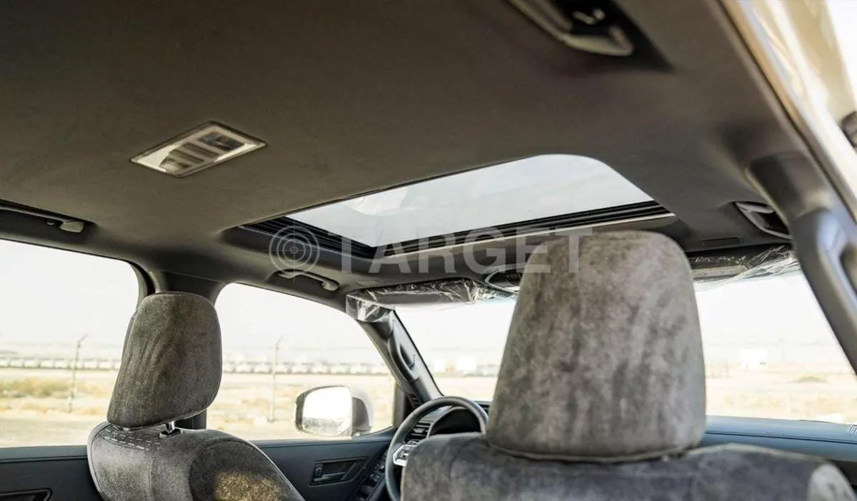 Toyota Land Cruiser GXR LAND CRUISER GXR 4.0L PETROL-12-0